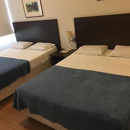Oyo Ecosuites Hotel มาเนาส์ ภายนอก รูปภาพ