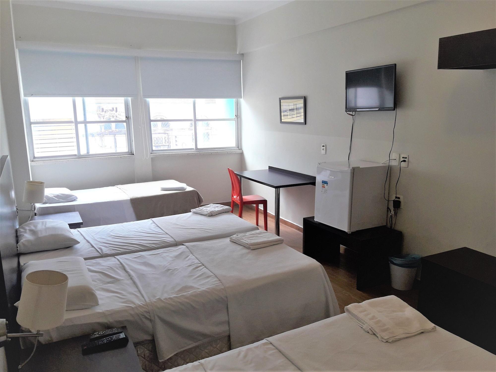Oyo Ecosuites Hotel มาเนาส์ ภายนอก รูปภาพ