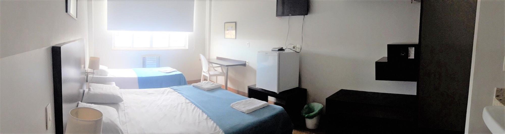 Oyo Ecosuites Hotel มาเนาส์ ภายนอก รูปภาพ