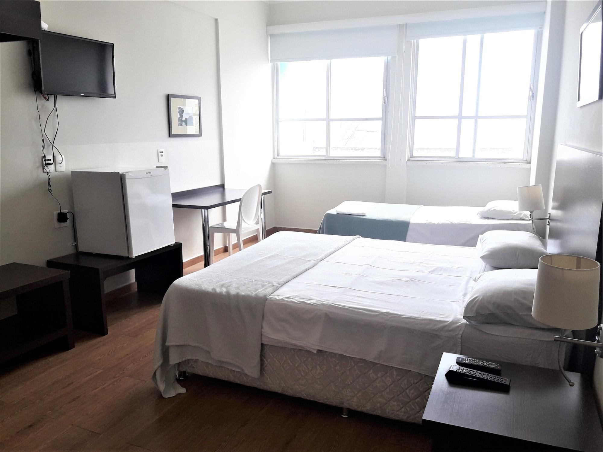 Oyo Ecosuites Hotel มาเนาส์ ภายนอก รูปภาพ