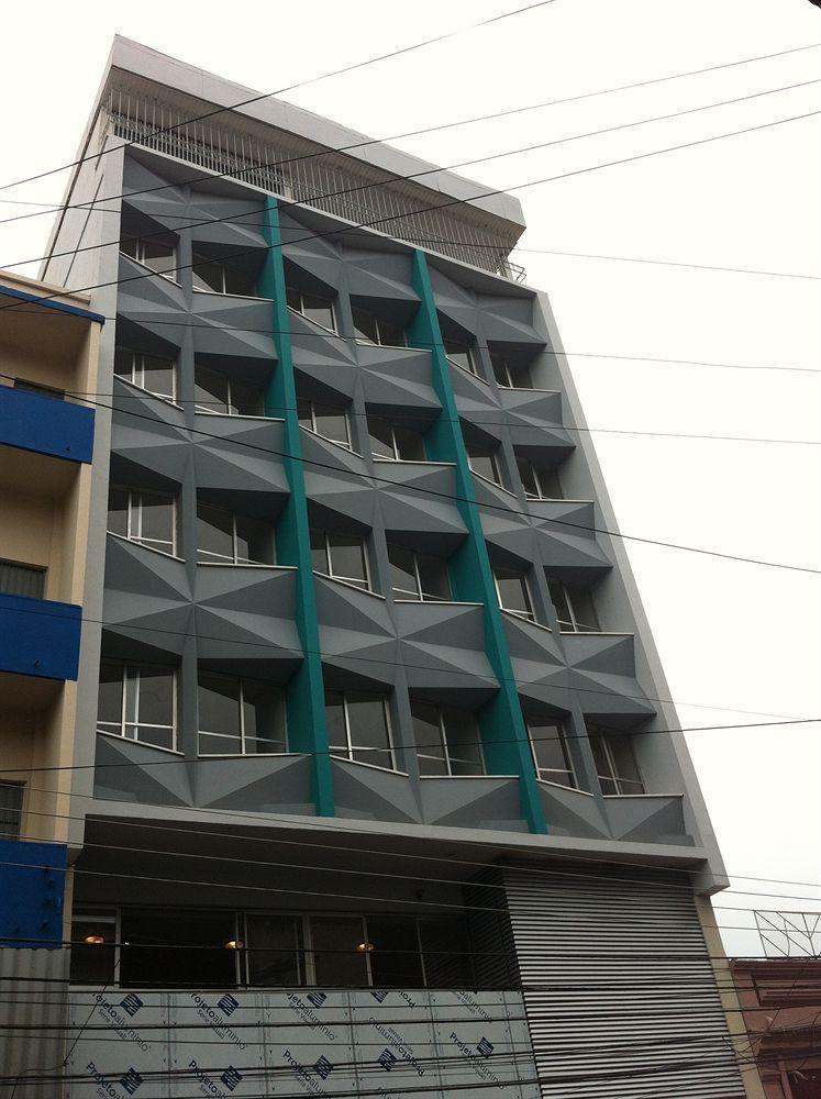 Oyo Ecosuites Hotel มาเนาส์ ภายนอก รูปภาพ