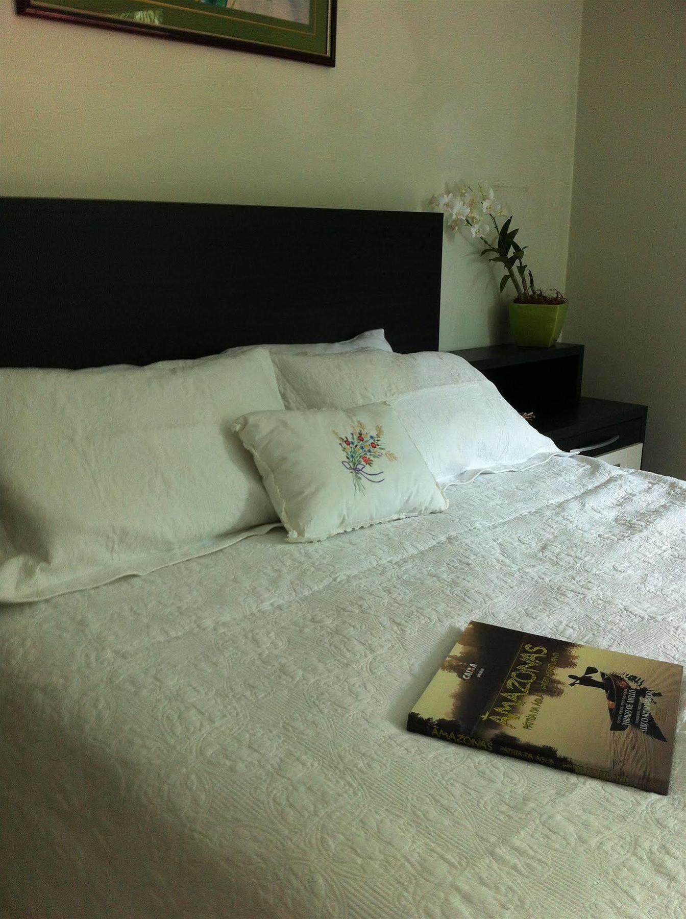 Oyo Ecosuites Hotel มาเนาส์ ภายนอก รูปภาพ
